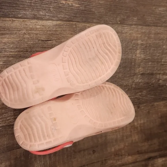 Foam Rubber Clog Water Shoes - Picture 6 of 11